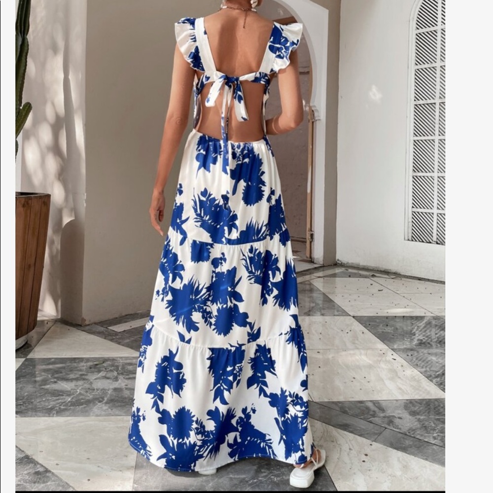 Boho blue white butterfly sleeve ruffle hem floral print tie back dress - Picture 5 of 10